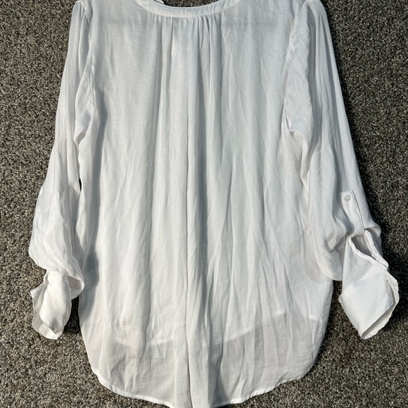 NWT women’s Simply Vera Vera Wang roll tab sleeve blouse SZ Large - Picture 3 of 5